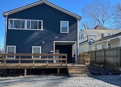 Pre-foreclosure in  Hank Aaron Dr Sw Atlanta, GA 30315