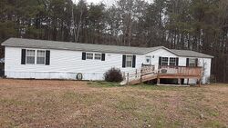 Pre-foreclosure in  Bluesky Ln Chickamauga, GA 30707
