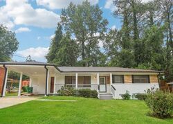 Pre-foreclosure in  Fontaine Cir Decatur, GA 30032