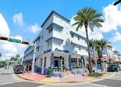 Pre-foreclosure in  Collins Ave  Miami Beach, FL 33139