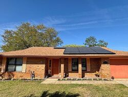 Pre-foreclosure in  Stillwater Ave Deltona, FL 32725