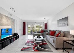  N Palm Aire Dr , Pompano Beach FL