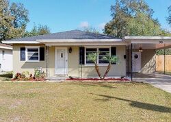 Pre-foreclosure in  Carey Pl Lakeland, FL 33803