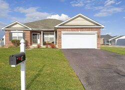 Pre-foreclosure in  Willowwood Dr Smyrna, DE 19977