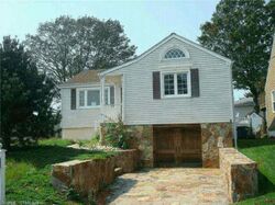 Pre-foreclosure in  MARION ST East Haven, CT 06512