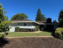 Pre-foreclosure in  S Fork Way Folsom, CA 95630