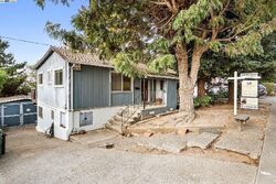 Pre-foreclosure in  Fair Ave Oakland, CA 94619