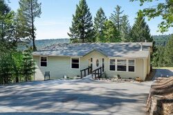 Pre-foreclosure in  Begonia Dr Pollock Pines, CA 95726