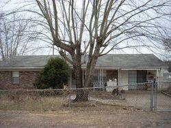 Pre-foreclosure in  Kris Dr Ozark, AR 72949