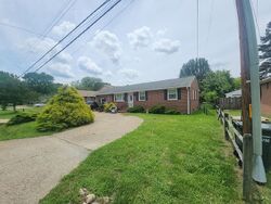Pre-foreclosure in  Hornsbyville Rd Yorktown, VA 23692