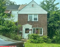Pre-foreclosure in  Upmanor Rd Baltimore, MD 21229