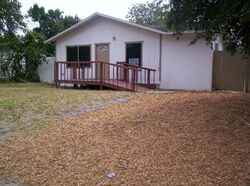 Pre-foreclosure in  Pinecrest Rd Tampa, FL 33613