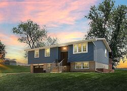 Pre-foreclosure Listing in 1st St WINDSOR, PA 17366