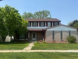 Pre-foreclosure in  Rose St Taylor, MI 48180