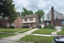 Pre-foreclosure in  Abington Ave Detroit, MI 48227