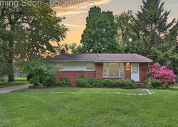 Pre-foreclosure in  Ryland Redford, MI 48240