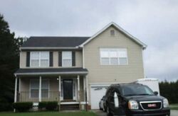 Pre-foreclosure in  FOREST HILLS RD Petersburg, VA 23805