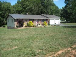  Loop Rd, Keeling VA