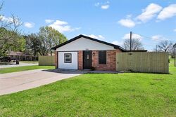 Pre-foreclosure in  Manning Way Bryan, TX 77803