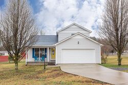 Pre-foreclosure in  Mccrackin Rd Se Cleveland, TN 37323