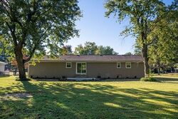 Pre-foreclosure in  Sunset Dr Waverly, TN 37185