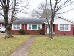  N Forrest Ave, Camden TN