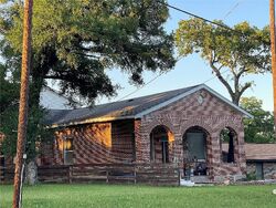 Pre-foreclosure in  Foster Dr Fort Worth, TX 76135