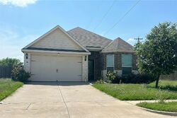 Pre-foreclosure in  Hardin Ct Crowley, TX 76036