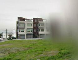 Pre-foreclosure in  INNES AVE San Francisco, CA 94124