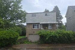 Pre-foreclosure in  S 5th St Duquesne, PA 15110