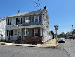  S Chestnut St, Summit Hill PA