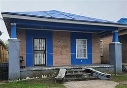 Pre-foreclosure in  N Dorgenois St New Orleans, LA 70119