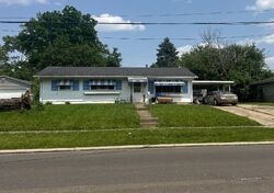 Pre-foreclosure in  Spinning Rd Dayton, OH 45432