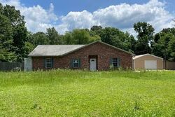 Pre-foreclosure in  Boy Scout Rd Vicksburg, MS 39183