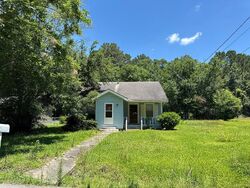  Wembley Ave, Moss Point MS