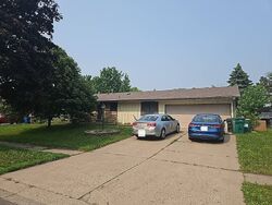 Pre-foreclosure in  Cortland Dr Saint Paul, MN 55124