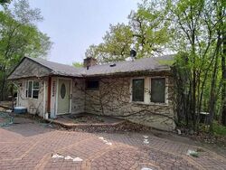 Pre-foreclosure in  Searle St Saint Paul, MN 55117
