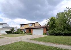 Pre-foreclosure in  Burssens Ct Warren, MI 48092