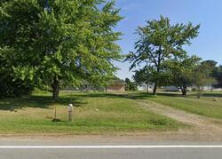 Pre-foreclosure in  M 152 Dowagiac, MI 49047