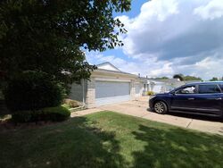 Pre-foreclosure in  Joseph Leonard Ct Warren, MI 48093
