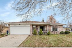 Pre-foreclosure in  Janet Dr Sterling Heights, MI 48310