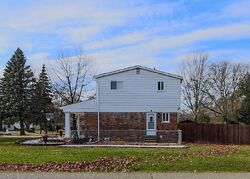 Pre-foreclosure in  DUR MOLL AVE Utica, MI 48317