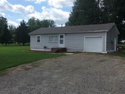  S Chestnut St, Owosso MI