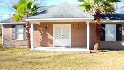Pre-foreclosure in  D Hutchinson Rd Holden, LA 70744