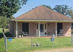 Pre-foreclosure in  Henderson Hwy Breaux Bridge, LA 70517