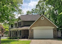 Pre-foreclosure in  Deep River Dr Hobart, IN 46342