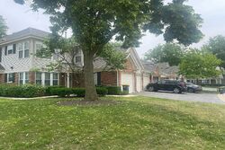 Pre-foreclosure Listing in Quaker Hollow Ln STREAMWOOD, IL 60107