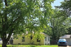 Pre-foreclosure in  S RUTAN AVE Wichita, KS 67218