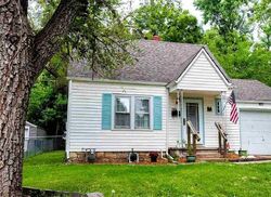 Pre-foreclosure in  Sw Saline St Topeka, KS 66606