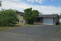 Pre-foreclosure in  Ripon Ave Lewiston, ID 83501